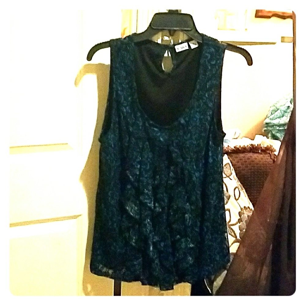 Floral Ruffled Sleeveless Blouse